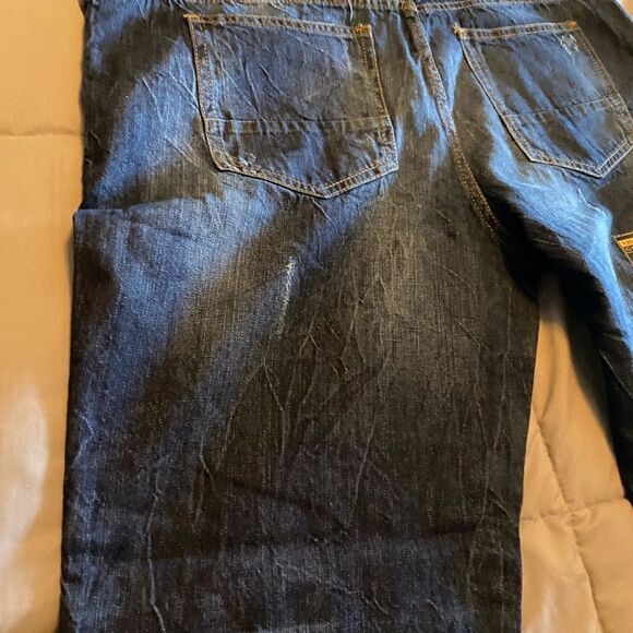 44 X 30 Mens Denim Blue Jeans Slightly Distressed NWT Never Worn - Picture 6 of 16